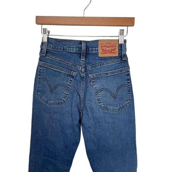 NWOT LEVI’S | WEDGIE STRAIGHT FIT WOMEN'S DENIM JEANS 25 - Picture 7 of 11